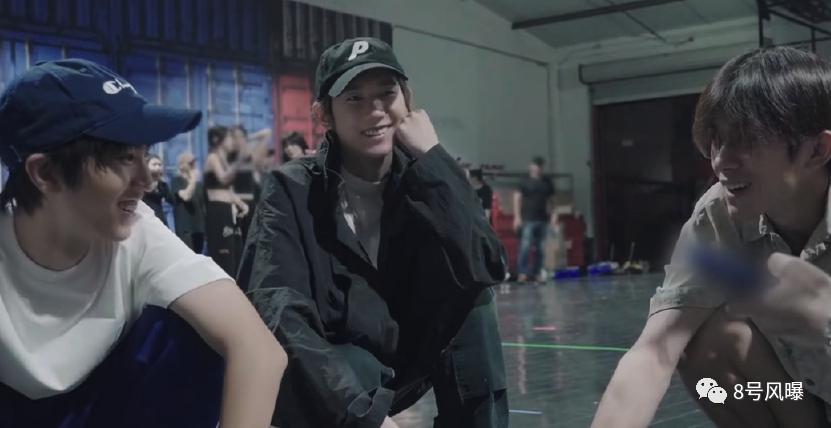 这场人为制造劣质的狂欢，谁是赢家？