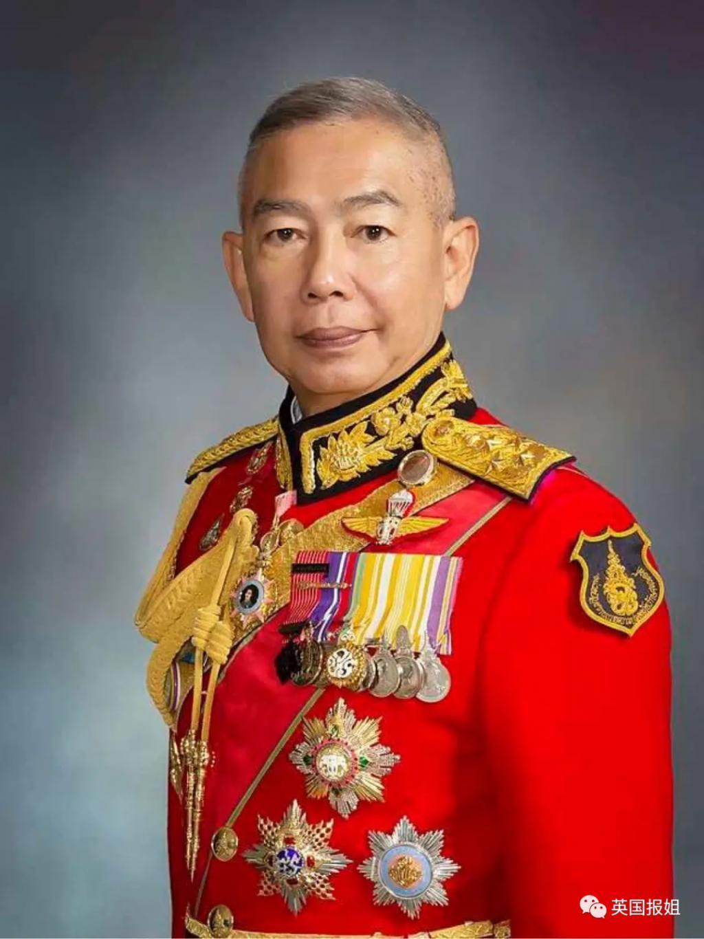 泰国42岁二王子流亡海外近30年后突然回国，想夺王位？