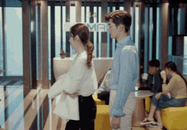 他对女演员做的这些事儿，算是性骚扰吗？