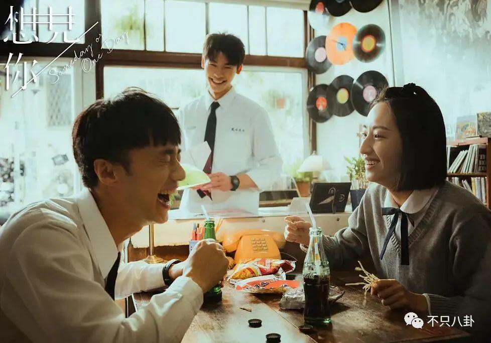 他对女演员做的这些事儿，算是性骚扰吗？