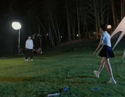 他对女演员做的这些事儿，算是性骚扰吗？