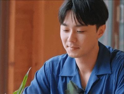 他对女演员做的这些事儿，算是性骚扰吗？