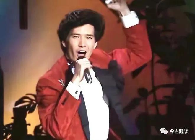 尊龙与费翔，殊途同归