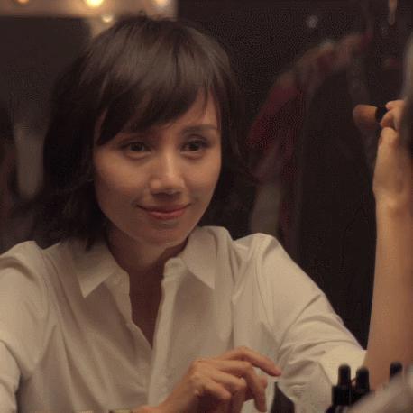 妈呀！大尺度照全网流，姐弟恋曝光…