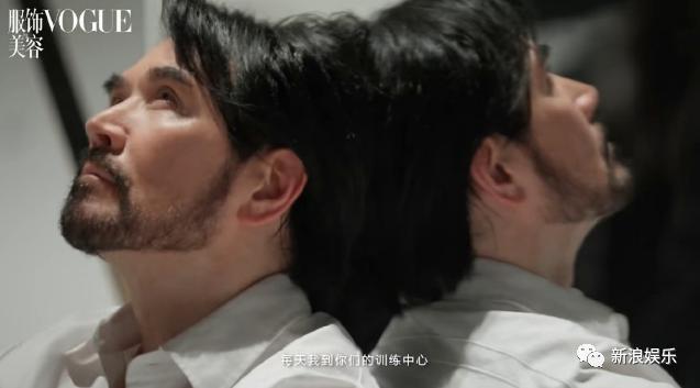 建议内娱顶流向他看齐