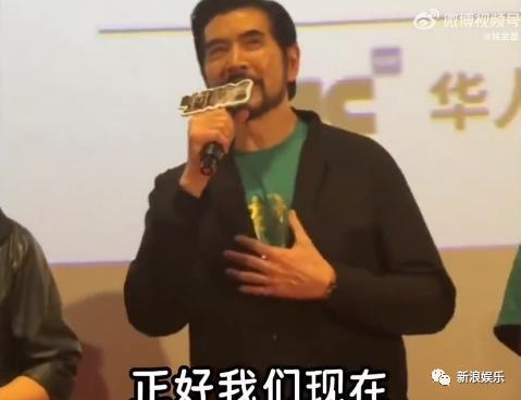 建议内娱顶流向他看齐
