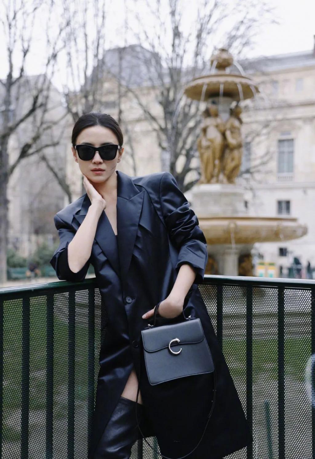 高定穿不完，封面上个遍……时尚圈为啥这么喜欢这位傻大姐？