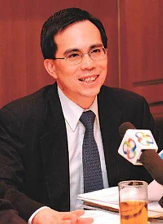 李嘉诚老去，豪门巨变