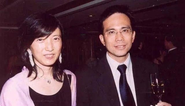 李嘉诚老去，豪门巨变