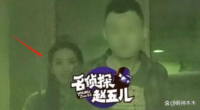 明星约会有多拼？穿女装，藏行李箱、上车躺平，一个比一个离谱