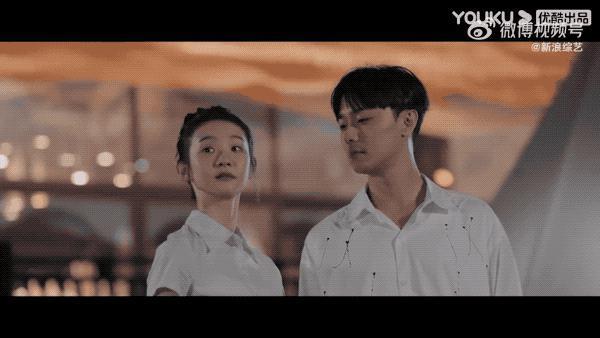 吻戏罗生门，他这到底算不算职场骚扰？