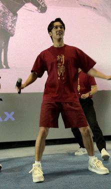 这算哪门子塌房啊……