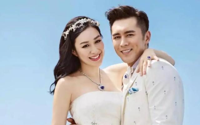 张伦硕发声抨击假新闻！晒与钟丽缇合照，力证婚姻幸福