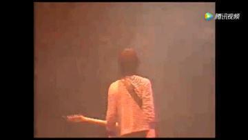 他要是没进精神病院，贵圈不至于如此