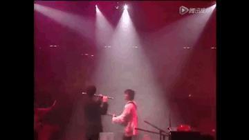 他要是没进精神病院，贵圈不至于如此