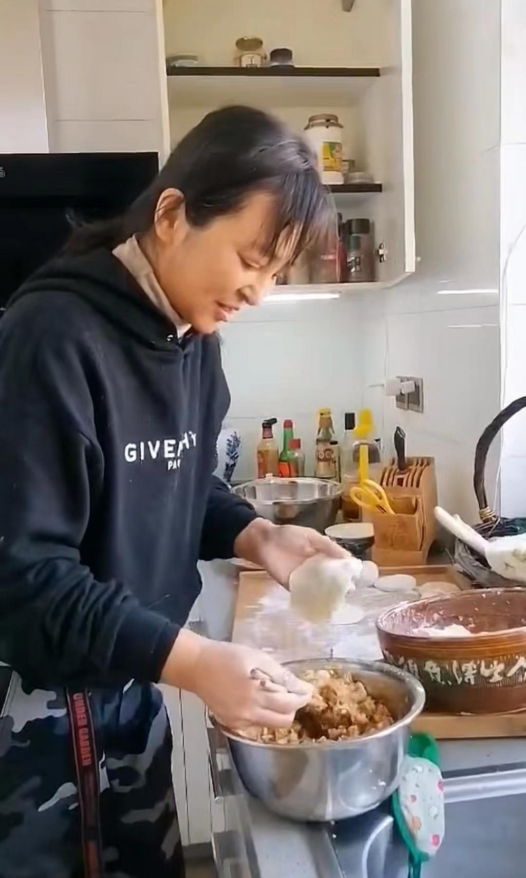 家人们谁懂啊，夏东海翻红成新顶流了！