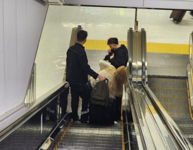 郑欣宜抑郁症停工4个月后暴瘦！久违现身展露笑颜