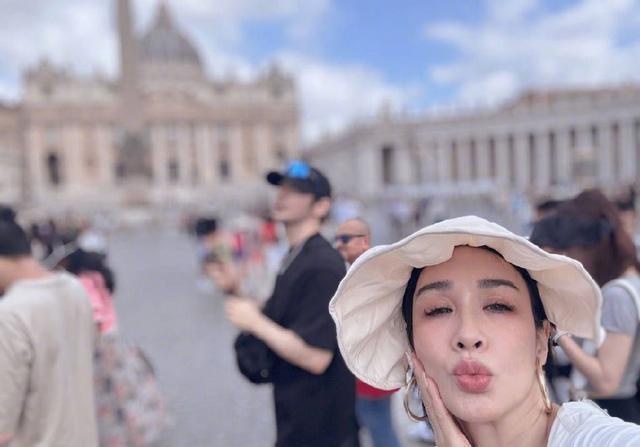 钟丽缇夫妇发联合律师声明 晒全家游照辟谣离婚