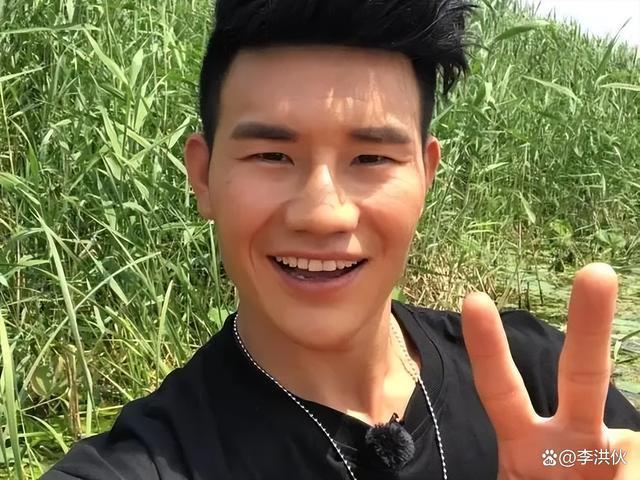 好心当成驴肝肺？嘎子被疑向河北灾区诈捐物资，老家政府帮其澄清