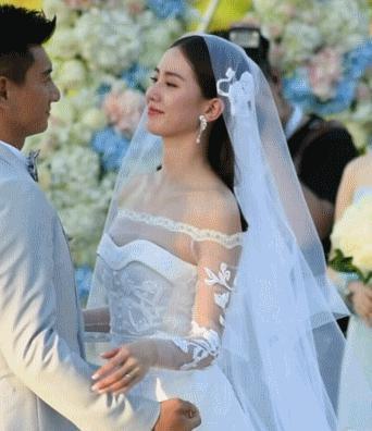 36岁刘诗诗：没整容，没离婚