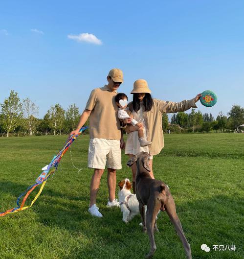 怀孕了？她的感情经历好坎坷，现在终于好事将近了吗……