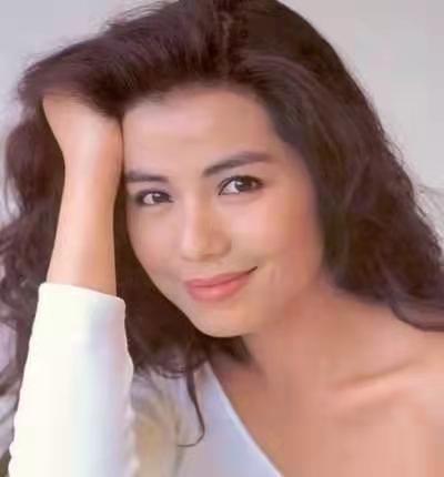 他走了14年，她始终没有改嫁