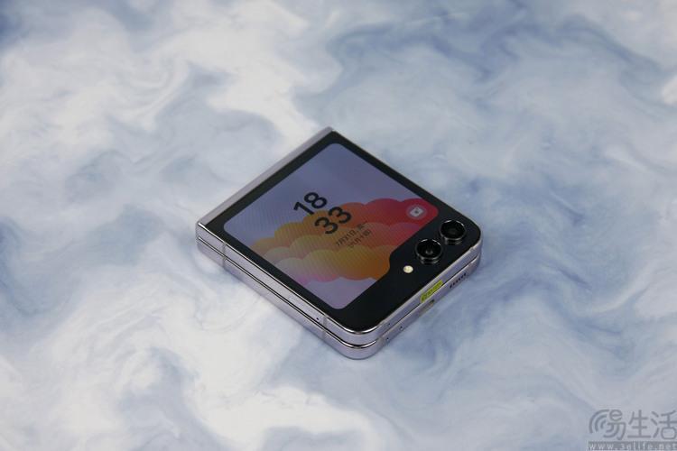 三星折叠屏新机预售表现不俗，韩国市场已超百万