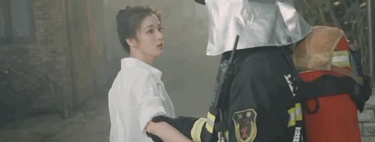 孟宴臣大火，“老来得粉”魏大勋戏里爱妹妹戏外爱姐姐？