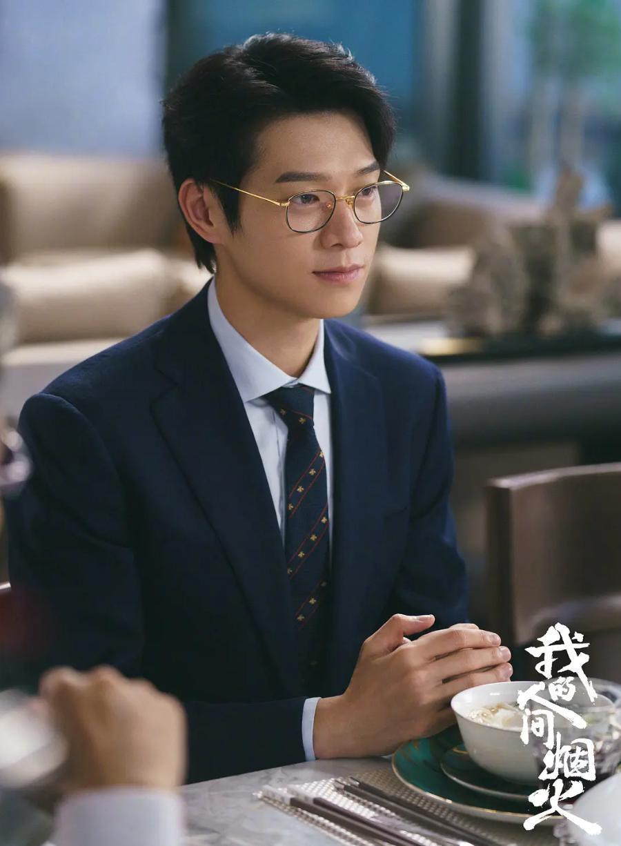 孟宴臣大火，“老来得粉”魏大勋戏里爱妹妹戏外爱姐姐？