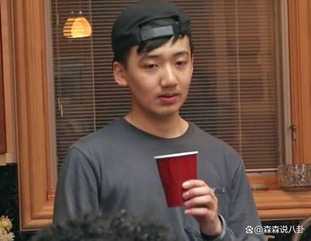 14岁华人网红不幸猝逝，哥哥也曝出死讯，均死因不明