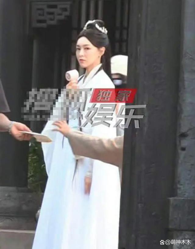 39岁唐嫣又演少女！新剧造型显老，被嘲讽像灭绝师太