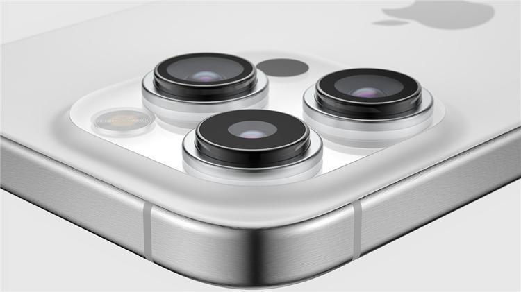苹果iPhone 15系列用上了“华为口”？变化很大但别高兴太早