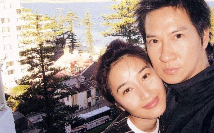 昆凌和方媛，从娱乐圈到天王嫂培训班