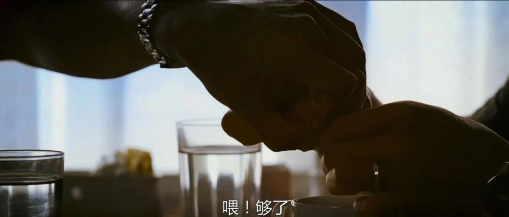 抱歉，《孤注一掷》，我实在夸不出口