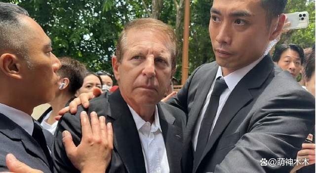 Bruce控诉李玟娘家不让扶灵,二姐怒斥:不接受恶意言论