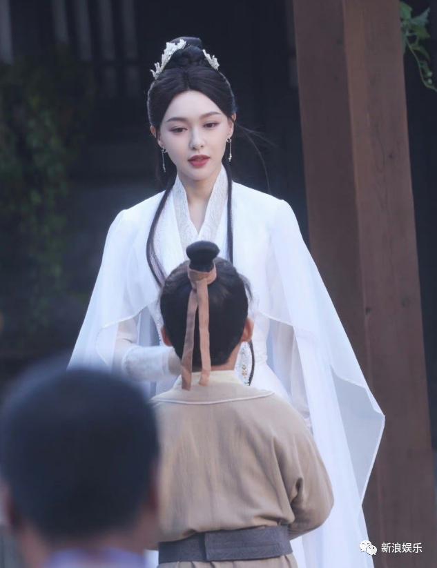 白瞎了她这张脸？