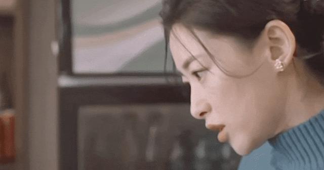 内娱终于出现活人了！