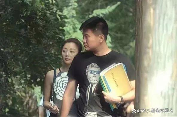 殷桃新恋情？前夫入狱、前任黑老大、经历多个男人，真精彩