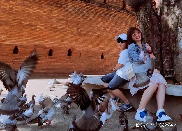 “宠妻狂魔”傅程鹏：对二婚妻儿有多贴心，对原配就有多无情