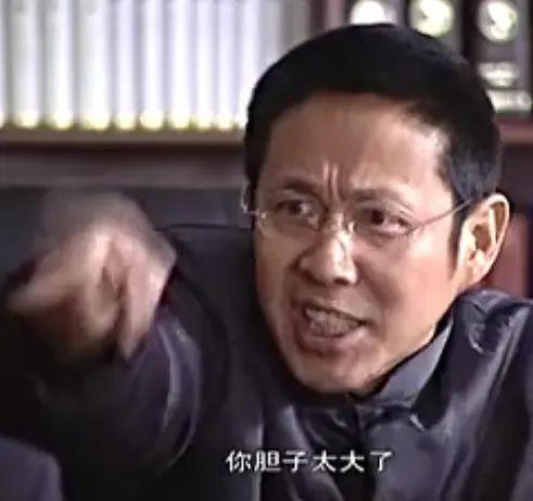 同样演“黑老大”，王传君张颂文陈道明放一起，差别出来了