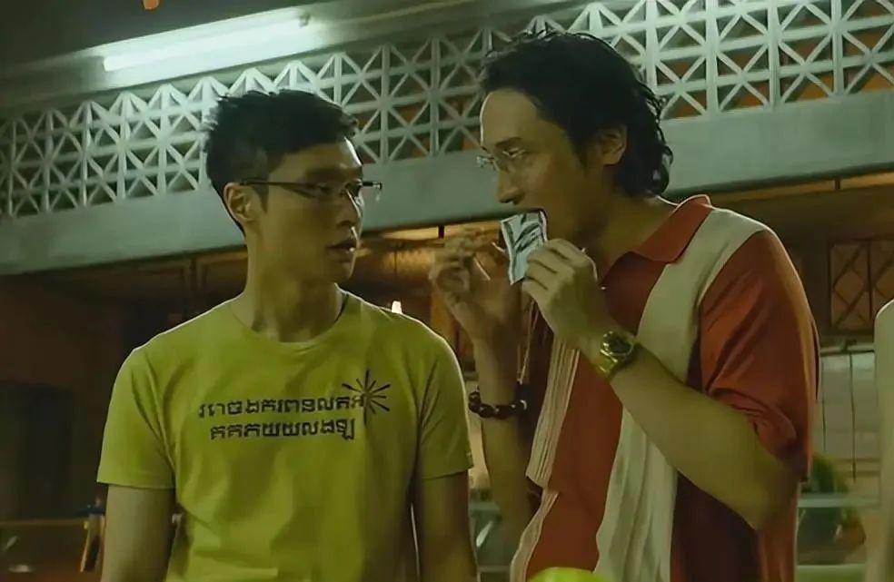 同样演“黑老大”，王传君张颂文陈道明放一起，差别出来了