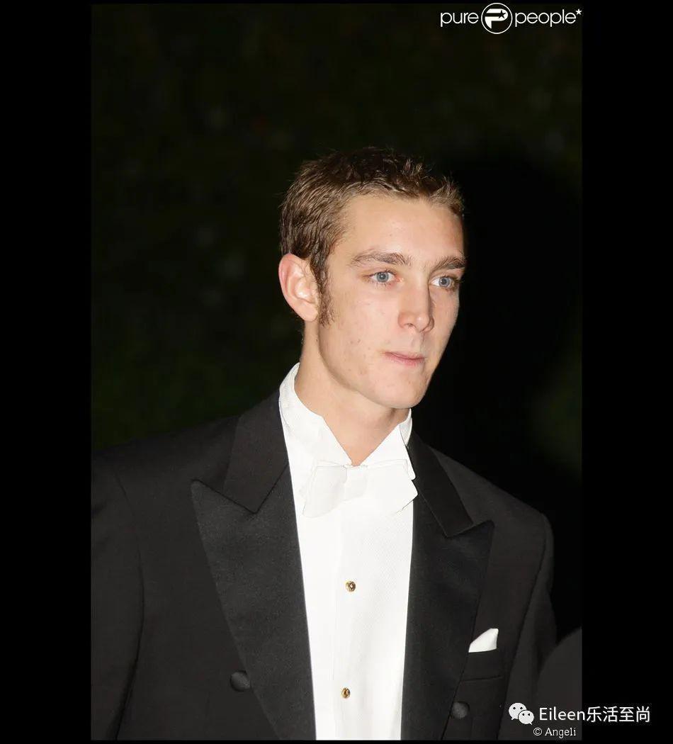 私生贵女下嫁？她凭什么赢了凯特还迷倒最美王室？