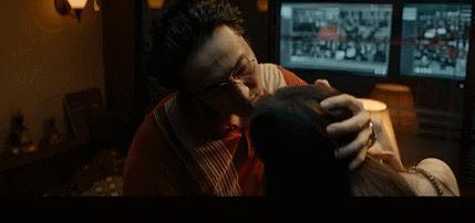 爆了！国民小花被诈骗千万，差点出事…