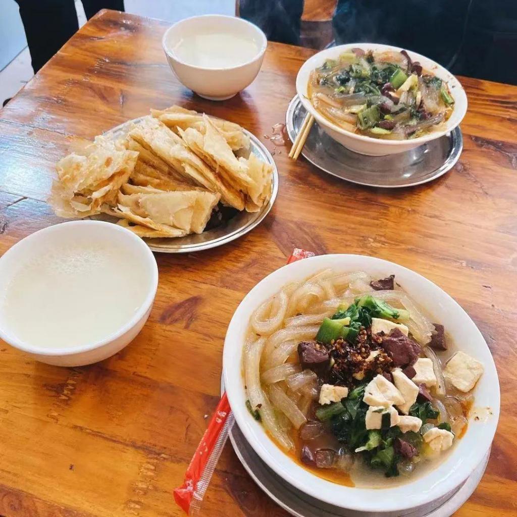 数字游民：拿着一线城市的工资，我在老家嘎嘎乱杀