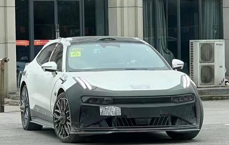 最高 3.7 万元!极氪开启大降价,还有一辆百万超跑蓄势待发