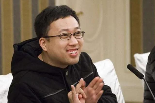 于正又挑事！怒怼演员邓为小牌耍大牌，还说自己伺候不起