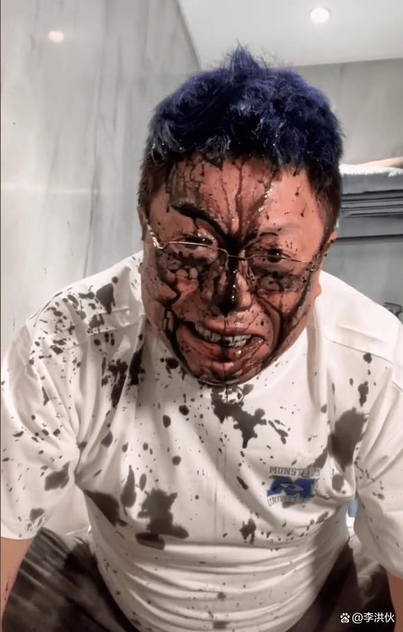 刀郎翻红后，沾亲带故的人都来夸他新歌，李双江也来凑热闹