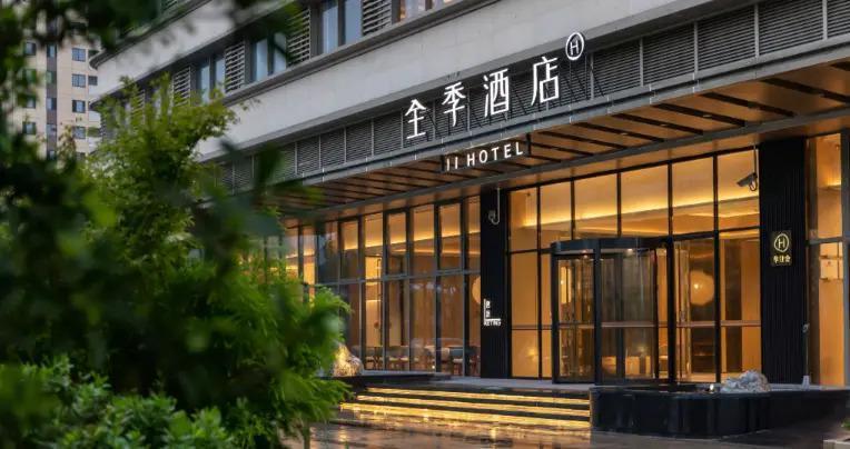 变身“刺客”，酒店着急