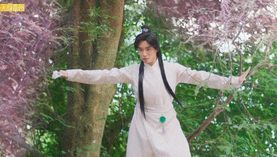 太辣眼了，这剧是纯卖肉啊