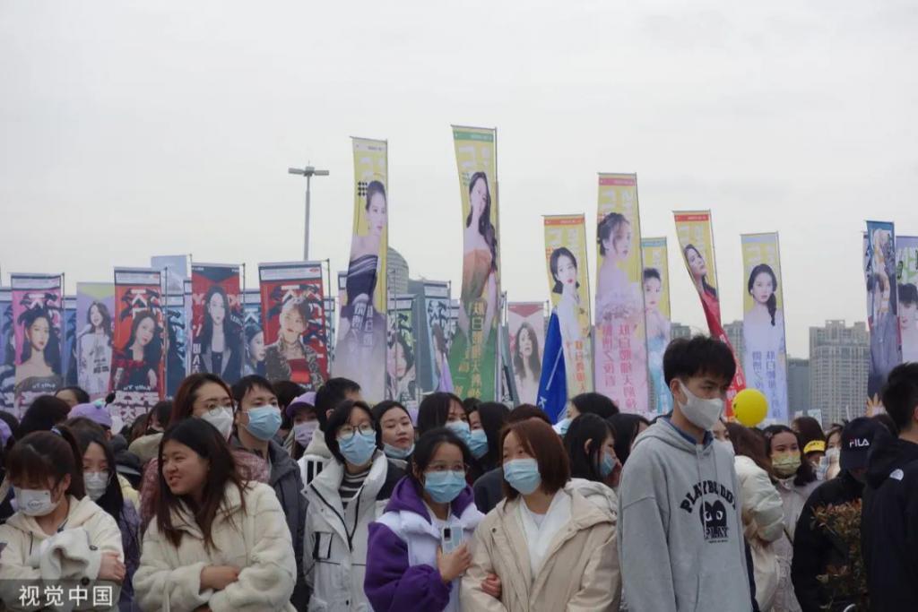 人多难管，为啥城市还爱演唱会？